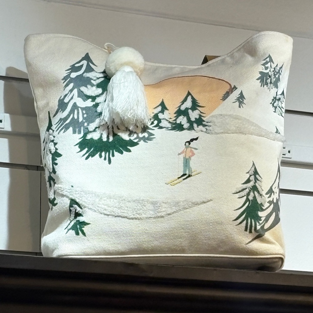 Panache Winter Scene Tote Bag - Cream and Green